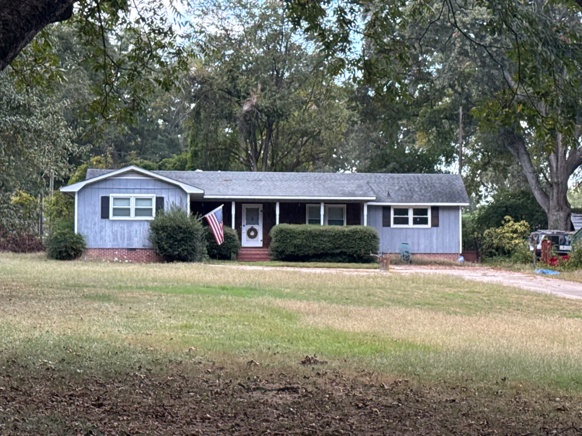 Tucker St, Royston, GA 30662