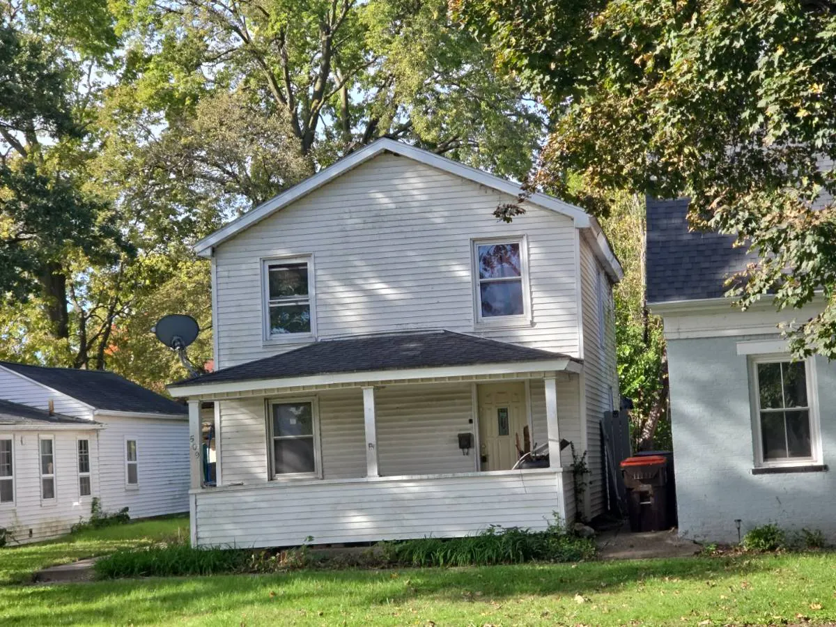 Main St, Henry, IL 61537 #1