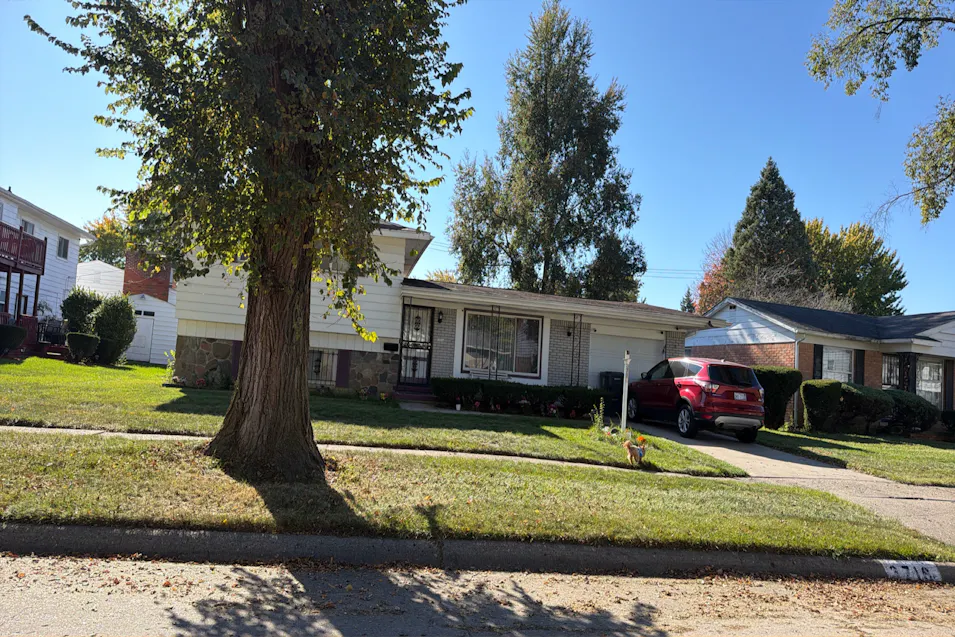 3716 Easthampton Dr Flint, MI 48503, Genesee County