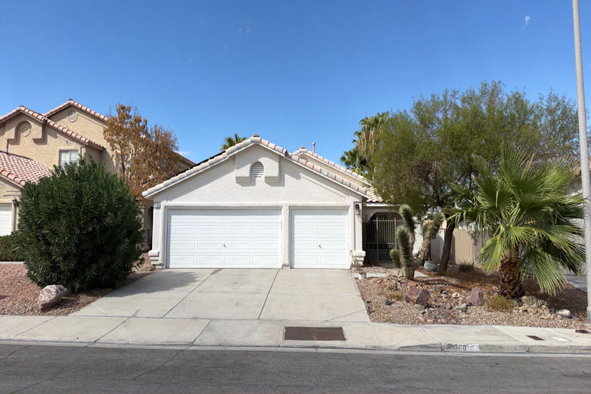 1760 Saint Thomas Drive
