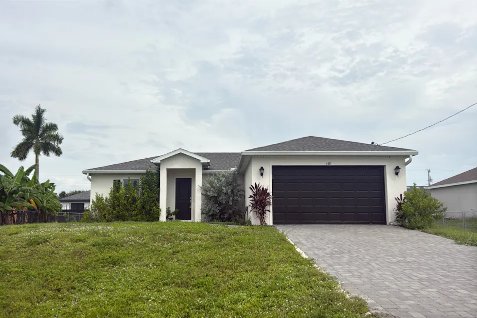 4413 NE 21st Pl Cape Coral, FL 33909, Lee County