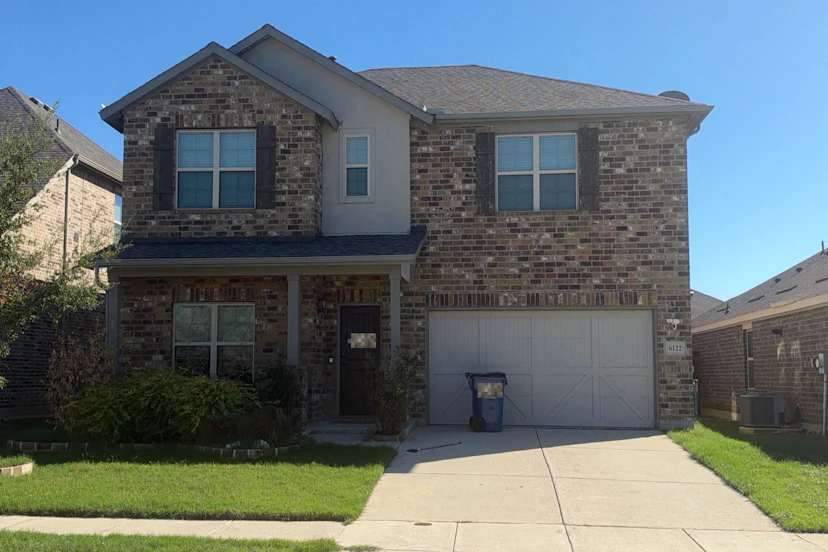 6122 Halton Dr