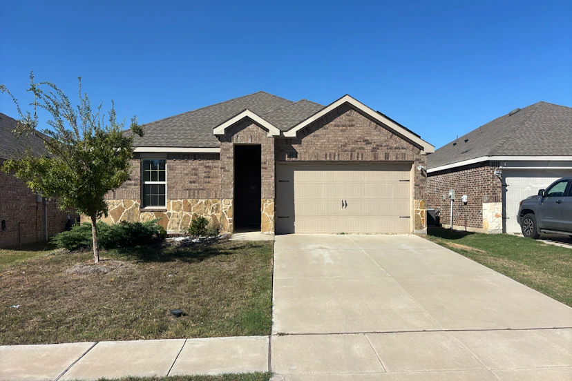 841 Glover Dr