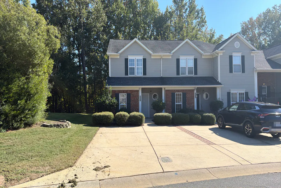 9407 Kimmel Lane Charlotte, NC 28216, Mecklenburg County
