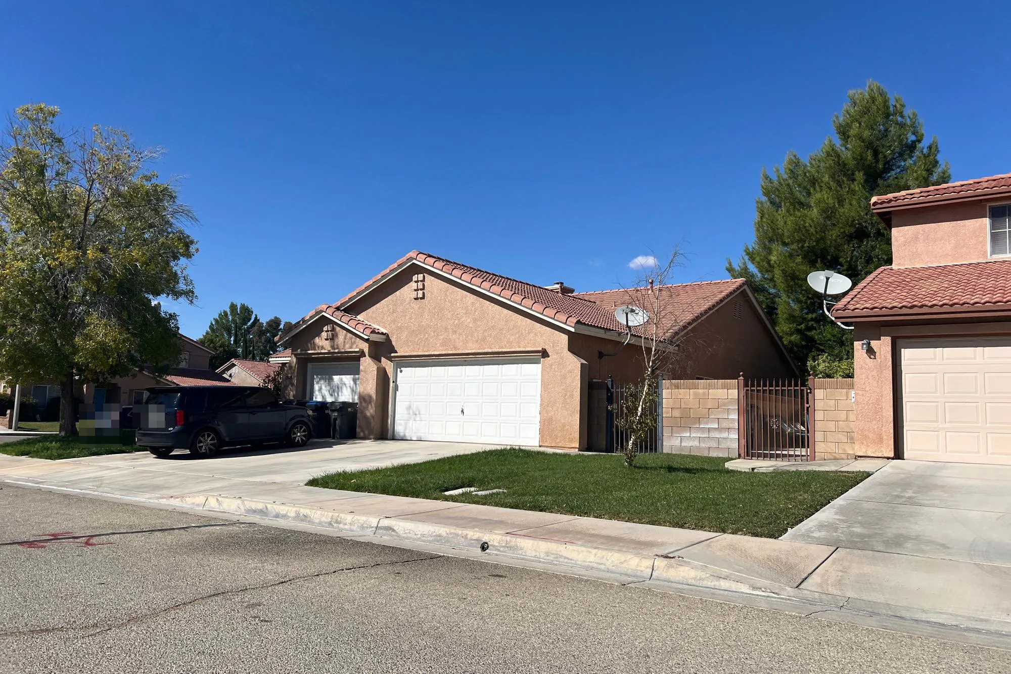 Chaplin Dr, Lancaster, CA 93536 #1