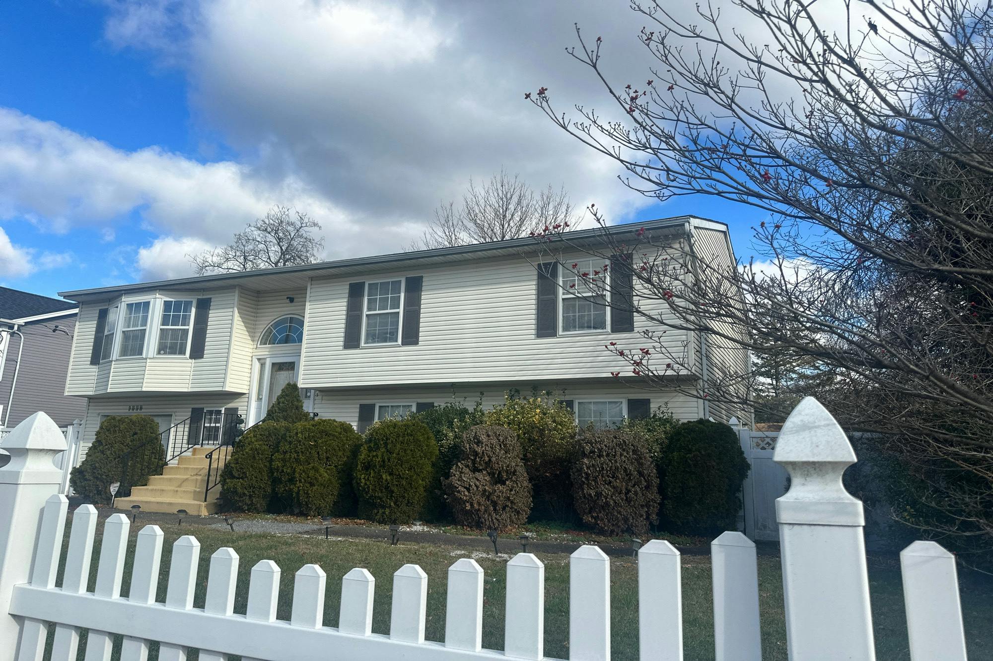 Little East Neck Rd, West Babylon, NY 11704 #1