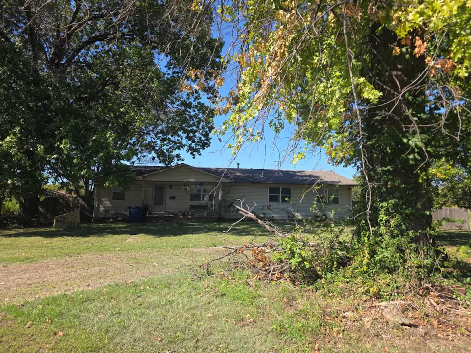 1711 Sunset Dr Augusta, KS 67010, Butler County