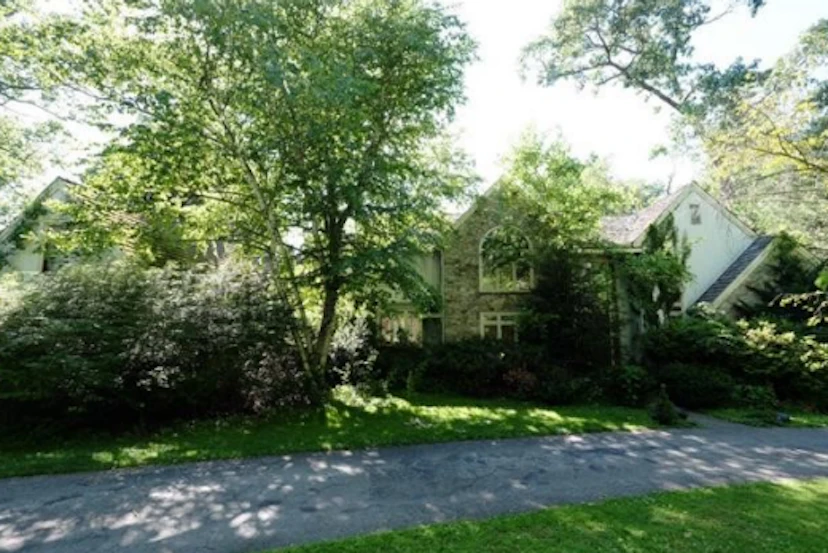 1271 Farm Rd