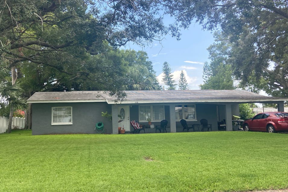 668 44th Ave NE Saint Petersburg, FL 33703, Pinellas County