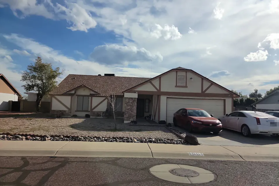 4001 W Woodridge Dr Glendale, AZ 85308, Maricopa County