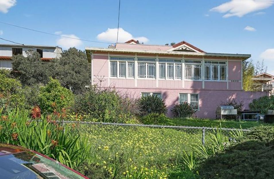 9600 Burr St Oakland, CA 94605, Alameda County