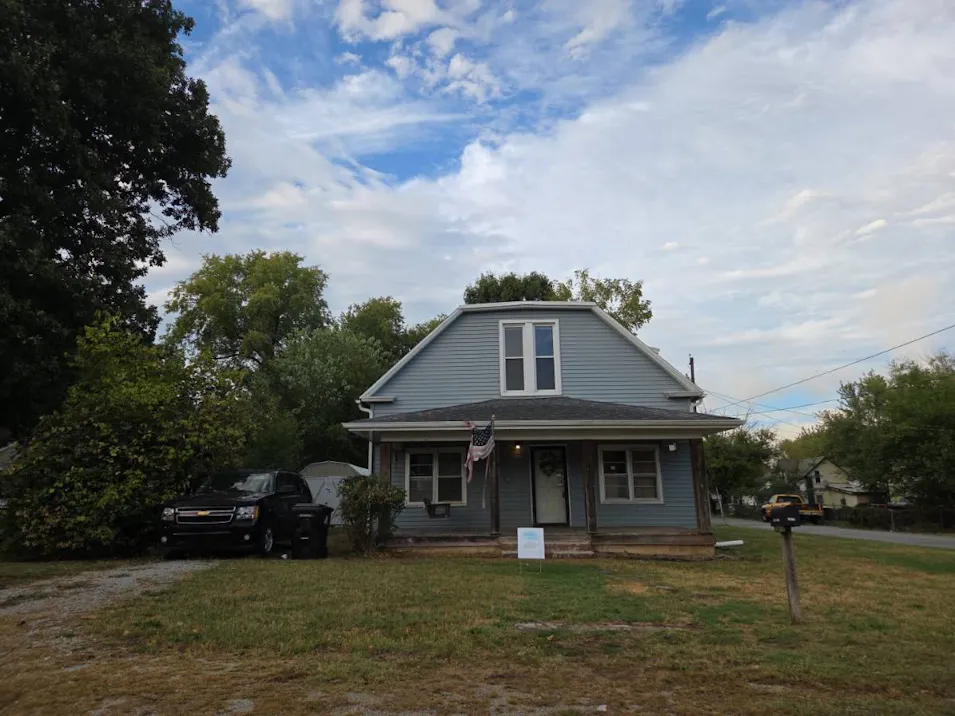 201 W Benton Marionville, MO 65705, Lawrence County