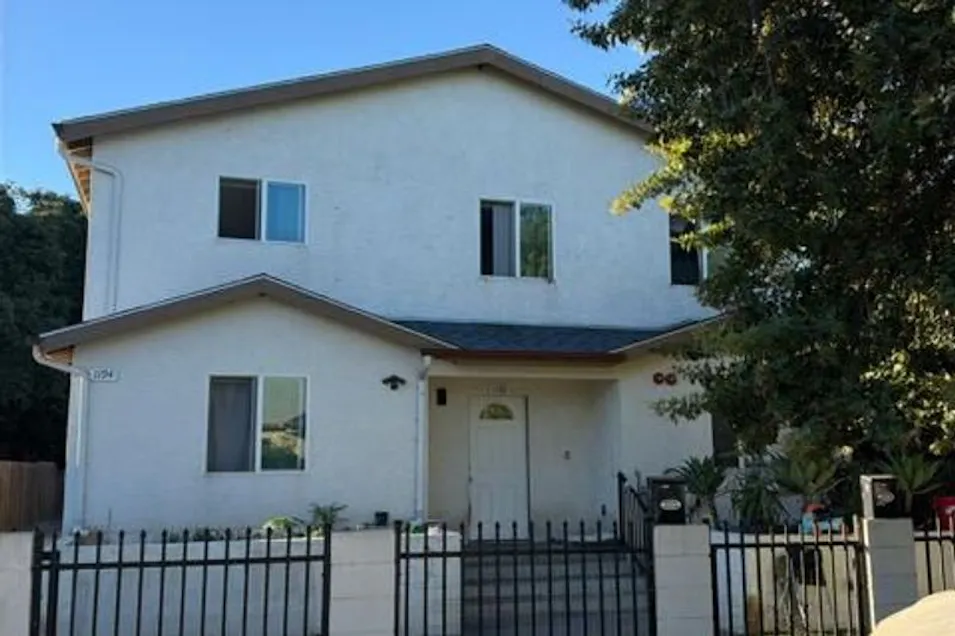1192-1194 East 48th Street Los Angeles, CA 90011, Los Angeles County