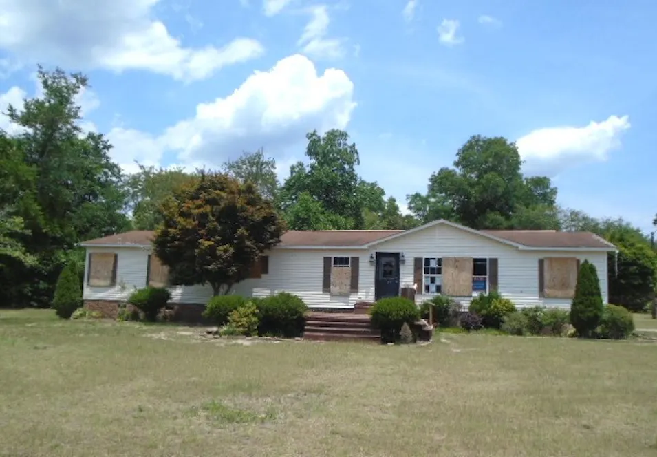 17520 Gulf Port Rd Laurinburg, NC 28352, Scotland County