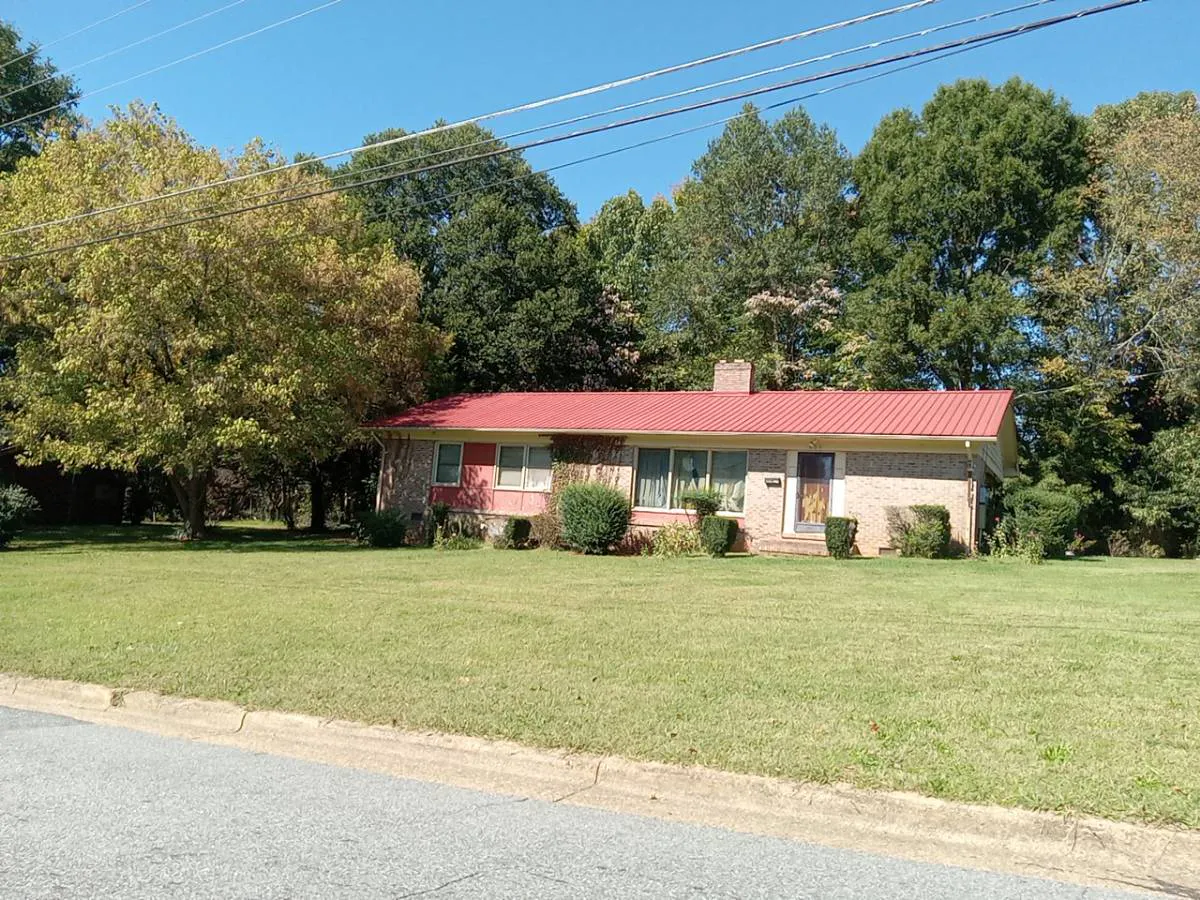 7th Ave, Hickory, NC 28602 #1