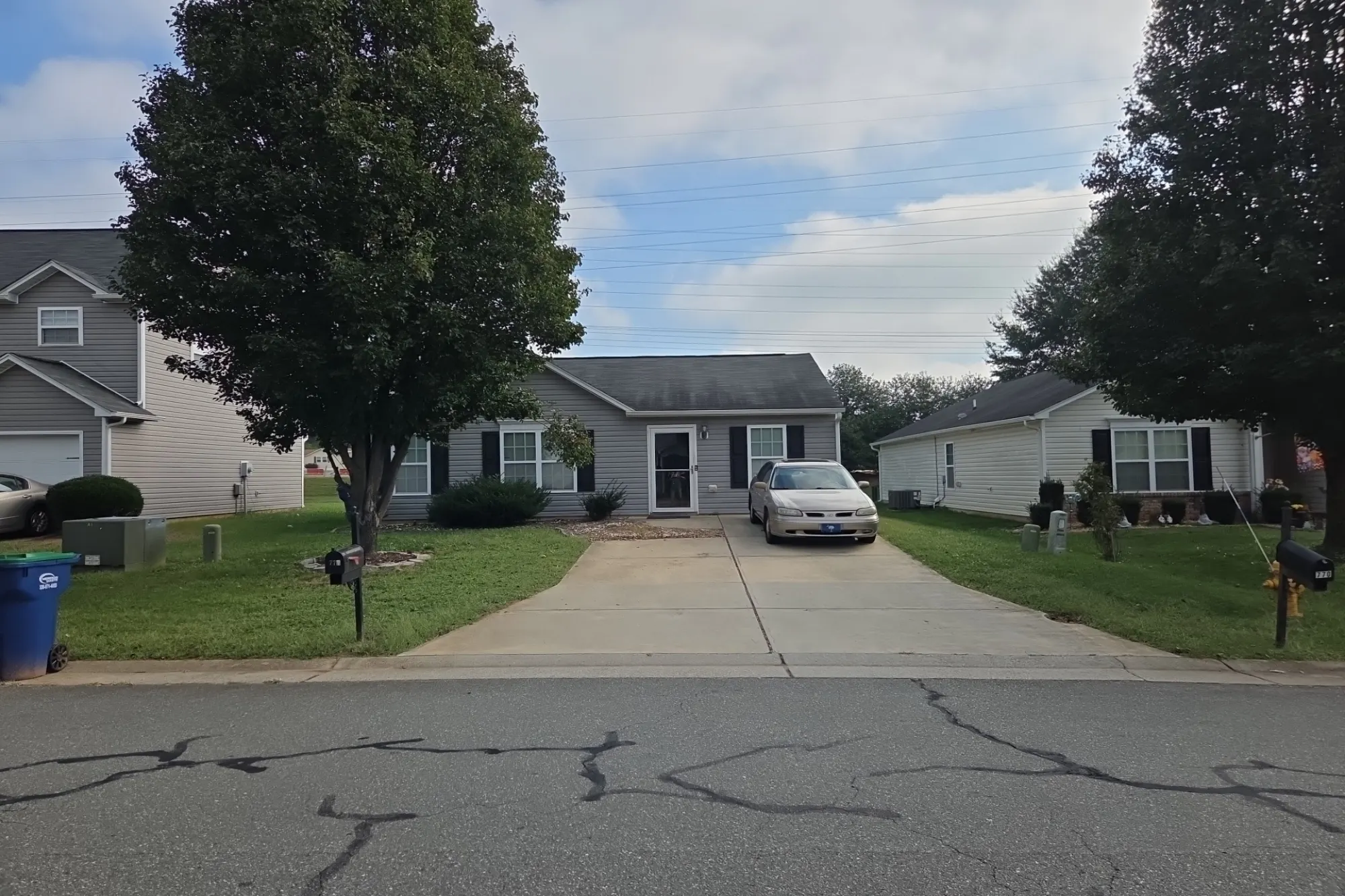 Bitting Hall Cir, Rural Hall, NC 27045