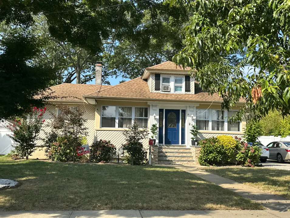213 North Long Beach Avenue, Freeport, NY 11520, Nassau County