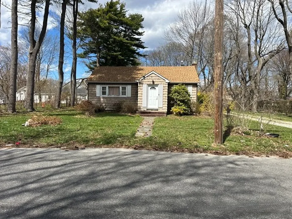 457 Nostrand Ave Central Islip, NY 11722, Suffolk County