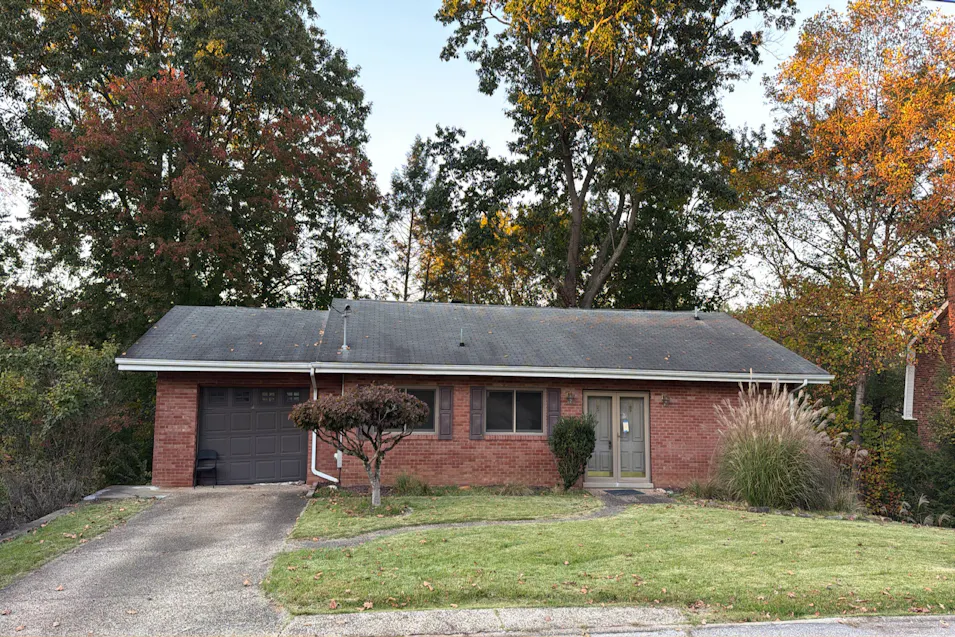 811 Whispering Way South Charleston, WV 25303, Kanawha County