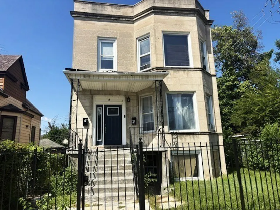 18 W 109th St Chicago, IL 60628, Cook County