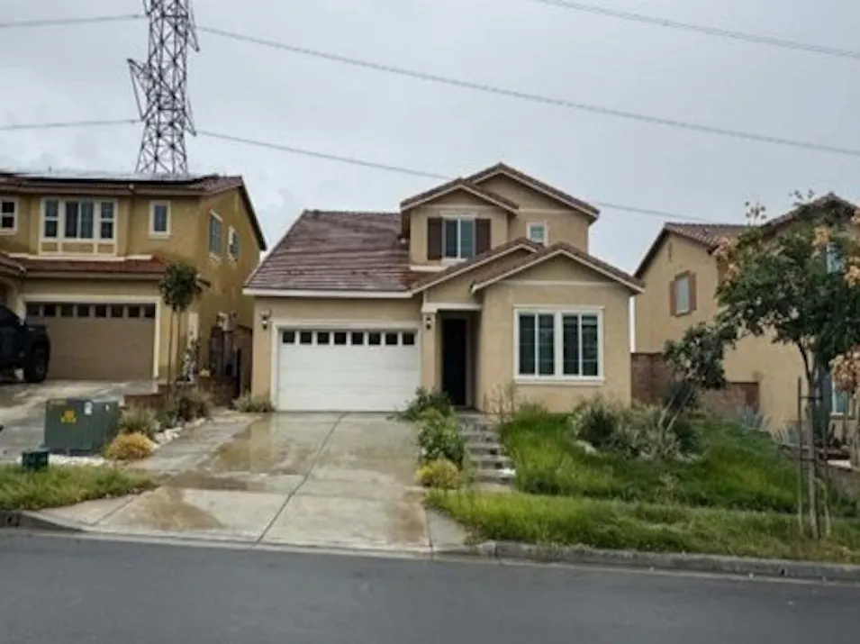 5249 Jarvis Ln Fontana, CA 92336, San Bernardino County