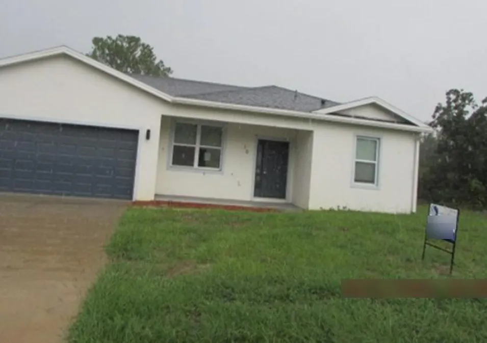 10 Fisher Loop Ocklawaha, FL 32179, Marion County