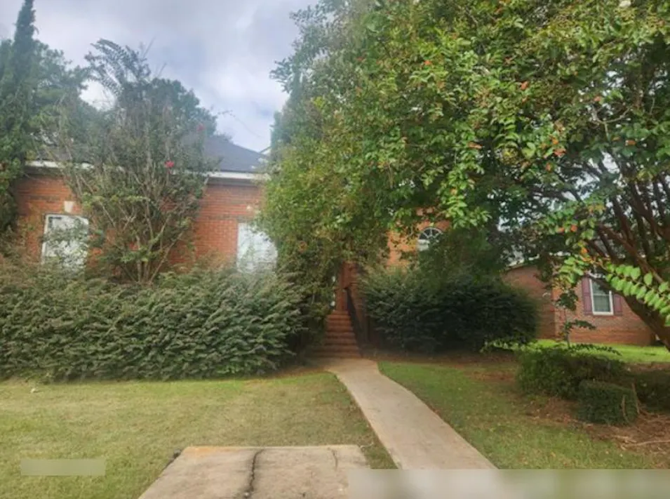 1817 Regalwood Dr Albany, GA 31721, Baker County