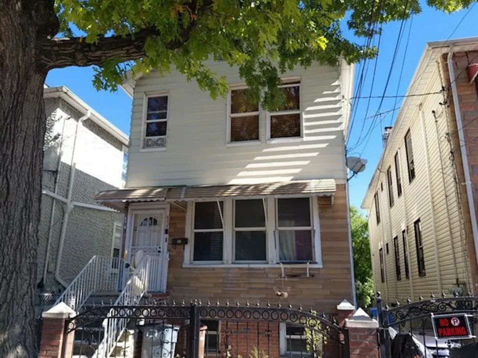 4318 Edson Avenue Bronx, NY 10466, Bronx County
