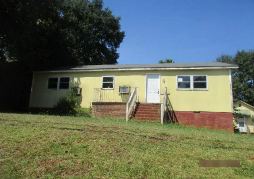 505 E Main St