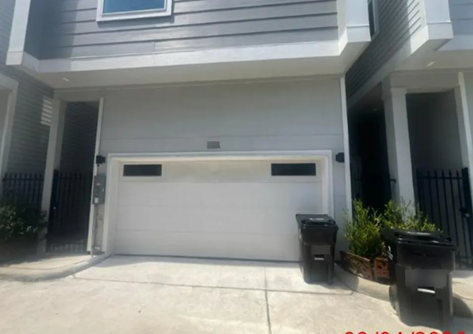 6141 W Montgomery Rd Houston, TX 77091, Harris County