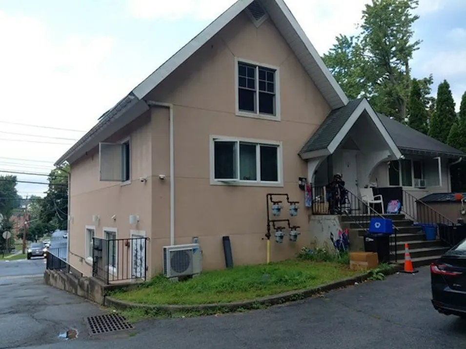 235 W Post Rd Unit 2 White Plains, NY 10606, Westchester County