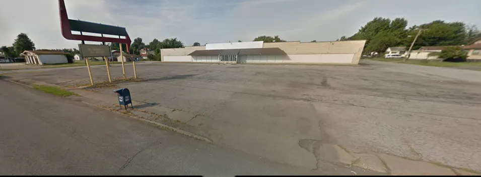 3101 Sycamore St Cairo, IL 62914, Alexander County