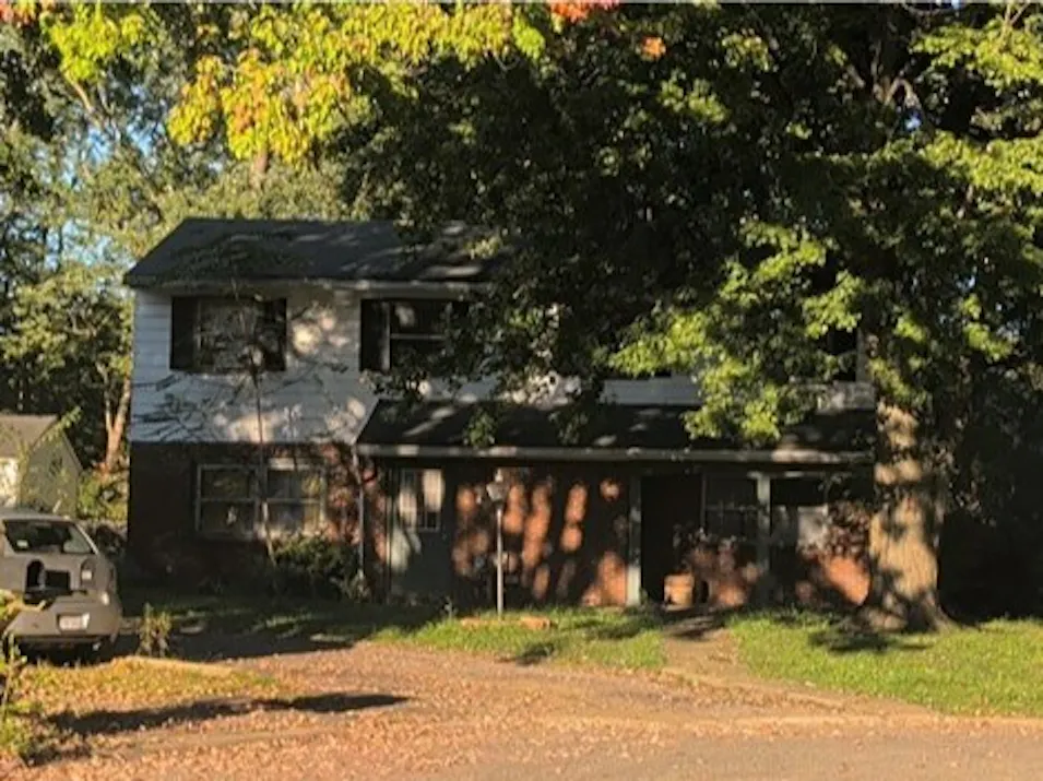 2907 Arboretum Cir NW Canton, OH 44718, Stark County