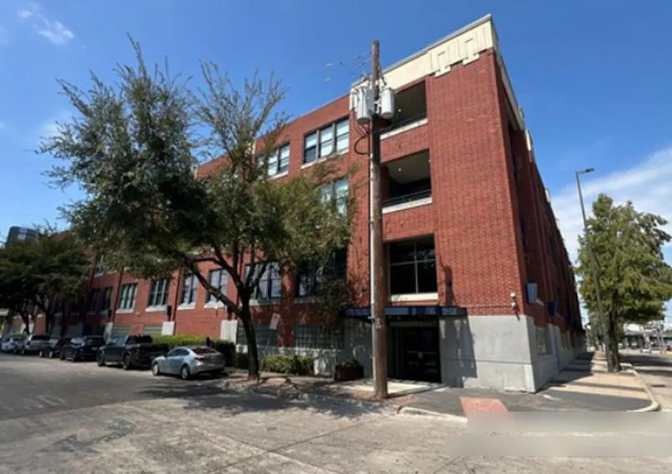 2502 Live Oak St 110 Dallas, TX 75204, Dallas County