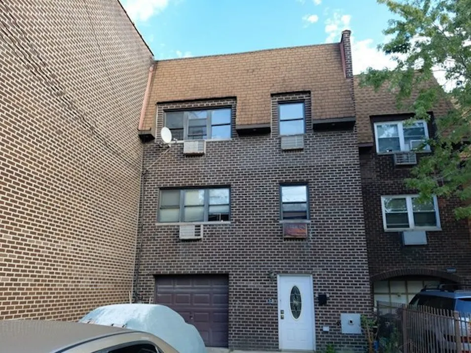 236 Meagher Ave Bronx, NY 10465, Bronx County