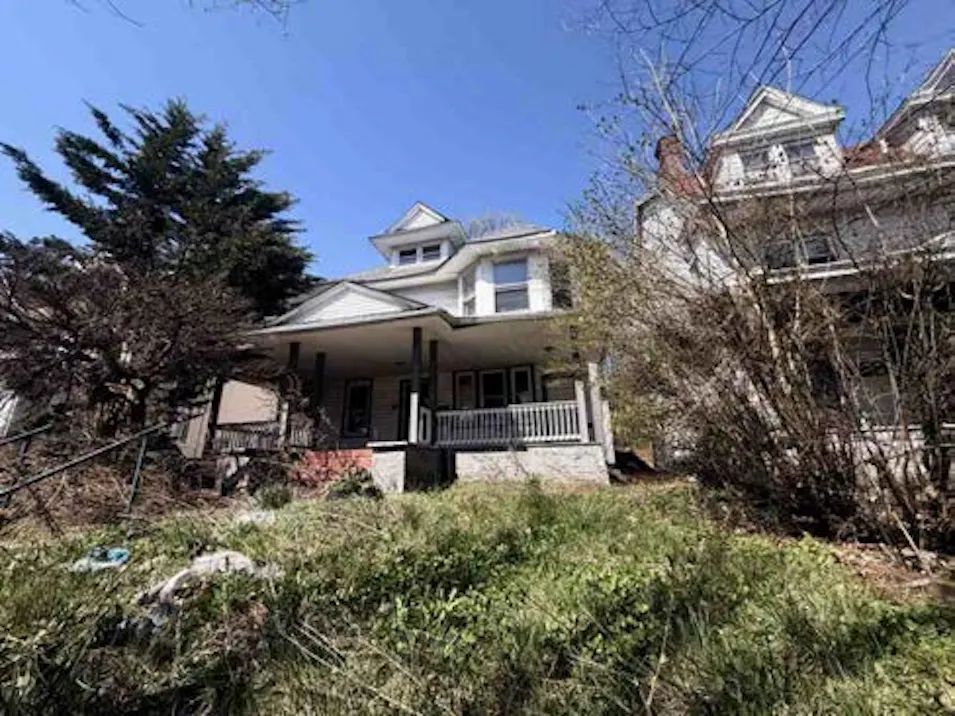 29-31 Hedden Terr Newark, NJ 07108, Essex County
