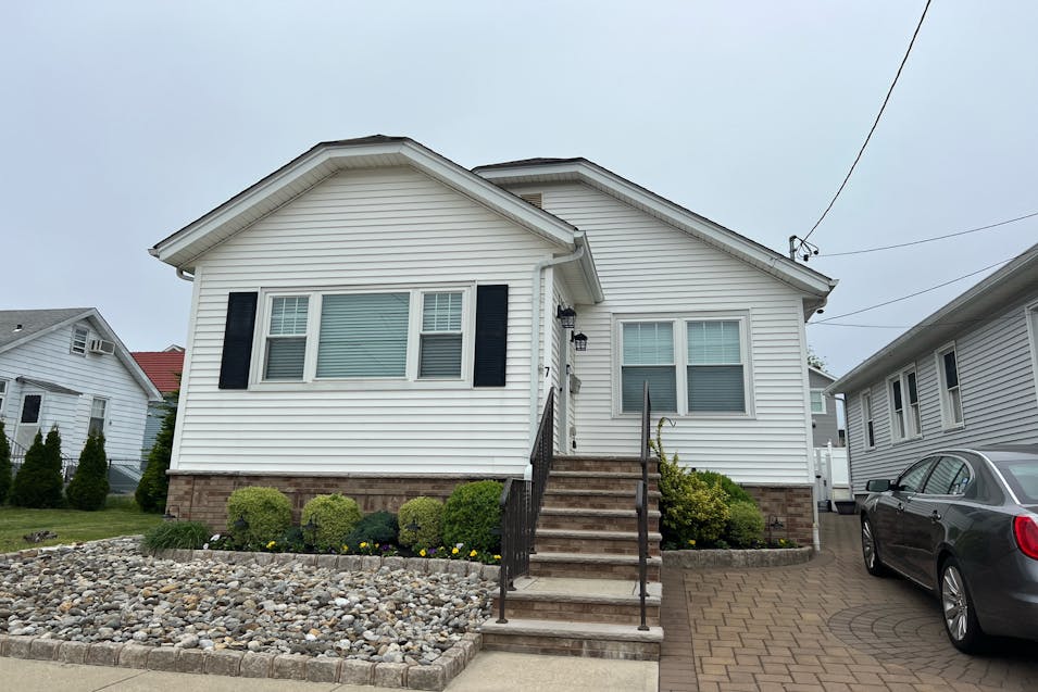 7 Hillside Place North Arlington, NJ 07031, Bergen County