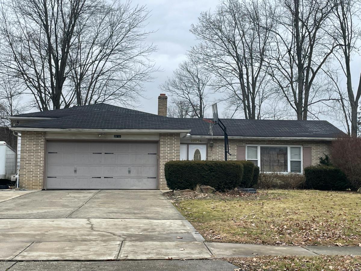 Bretton Ridge Dr, North Olmsted, OH 44070 #1