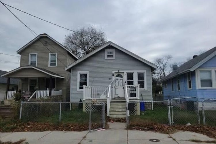 27 Oakland Ave Pleasantville, NJ 08232, Atlantic County