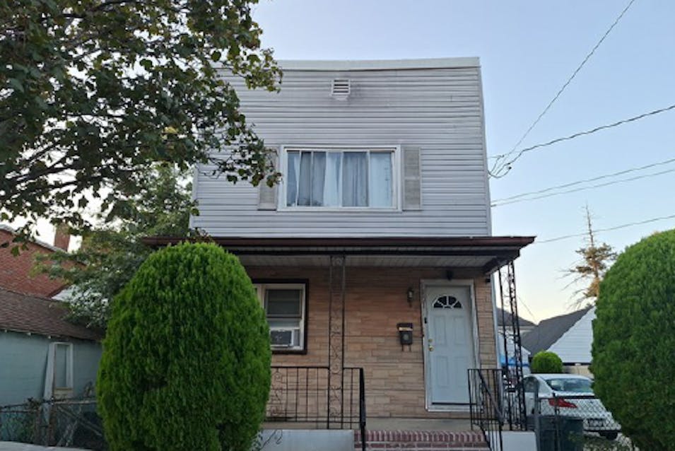 151 Lincoln Ave Mineola, NY 11501, Nassau County