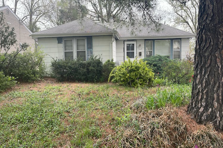 9429 Romaine Overland, MO 63114, St. Louis County