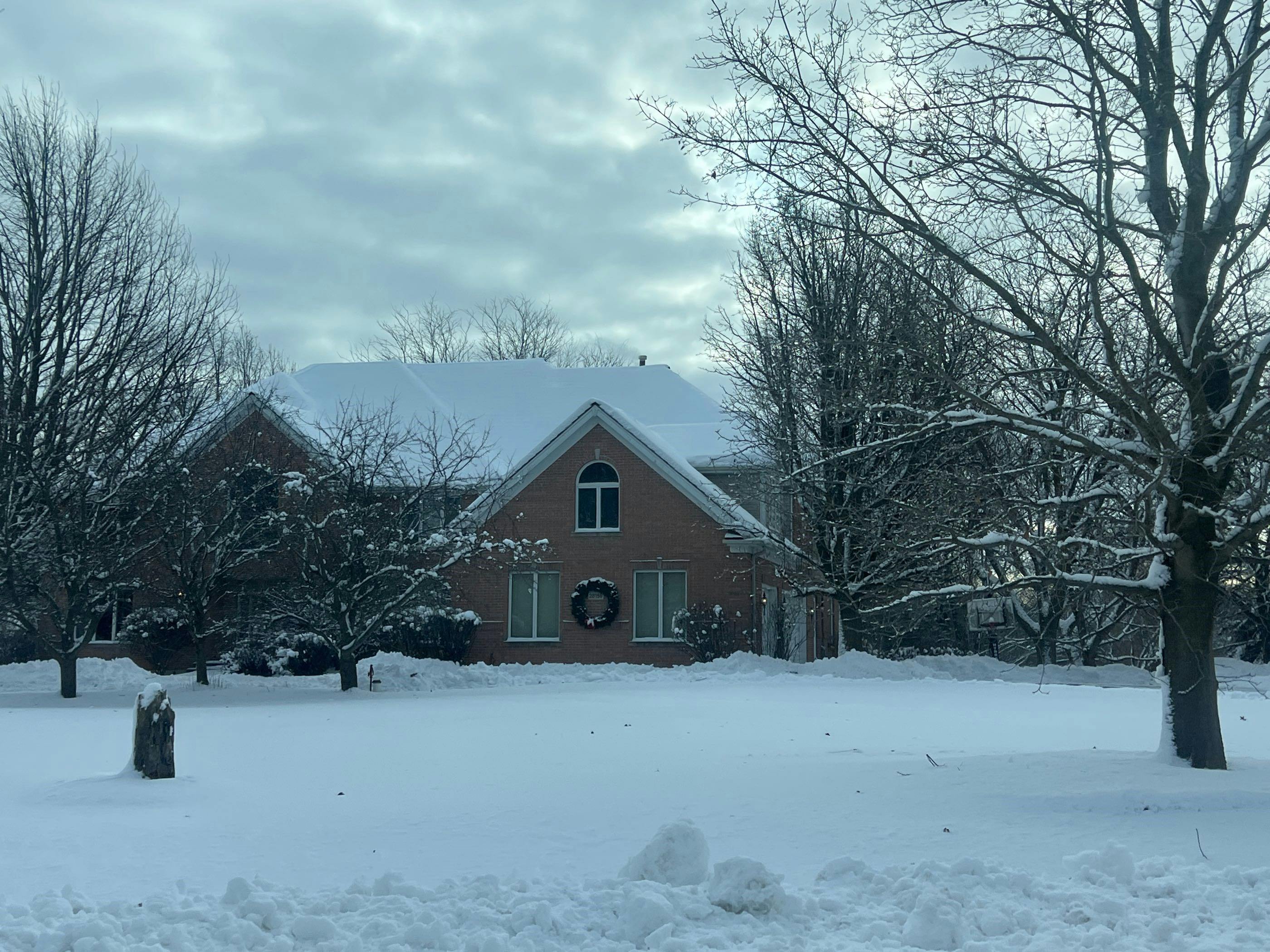 Gray Barn Ln, Lake Barrington, IL 60010