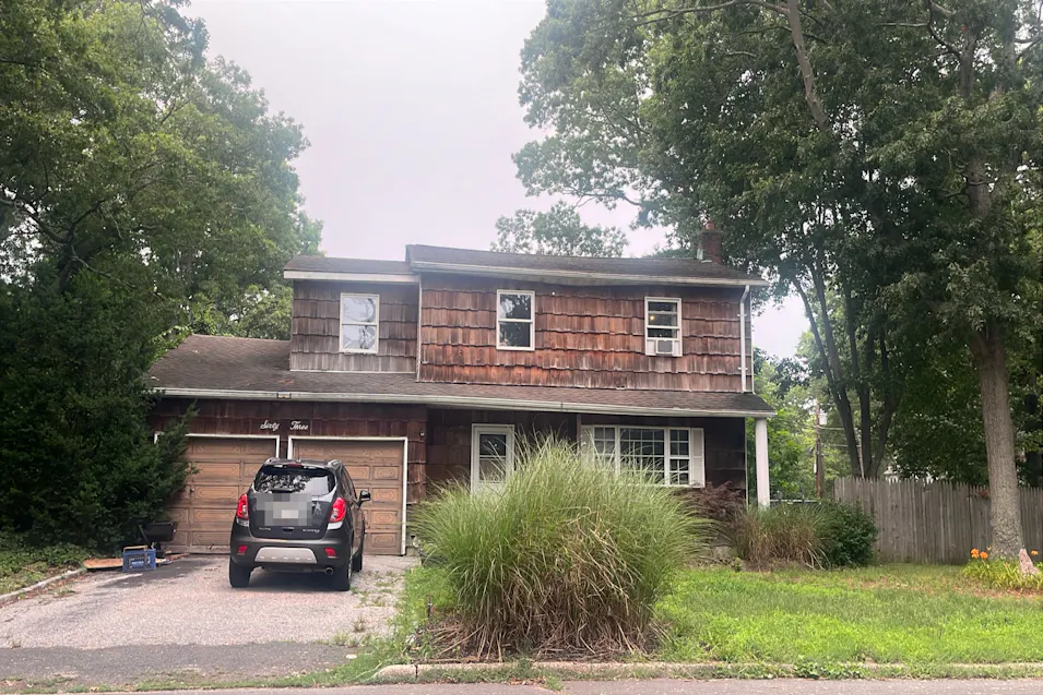 63 42nd Street Islip, NY 11751, Suffolk County