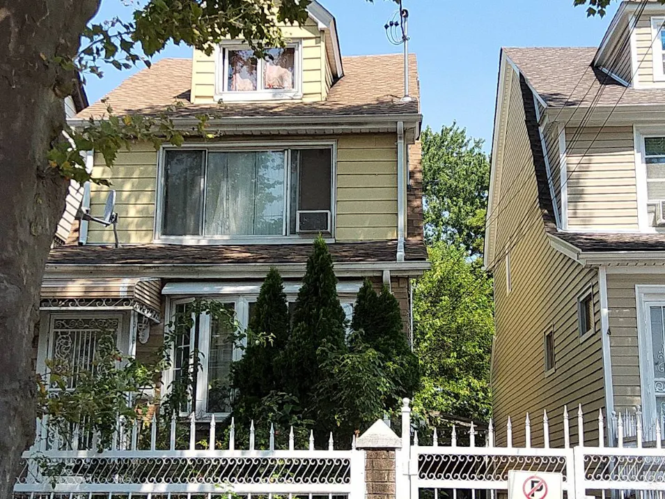 128-09 109th Av Jamaica, NY 11420, Queens County