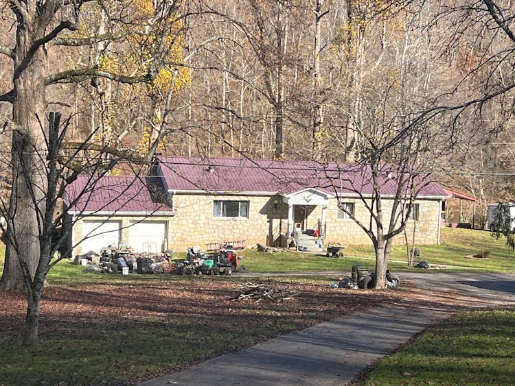 5082 Elk River Road Procious, WV 25164, Clay County