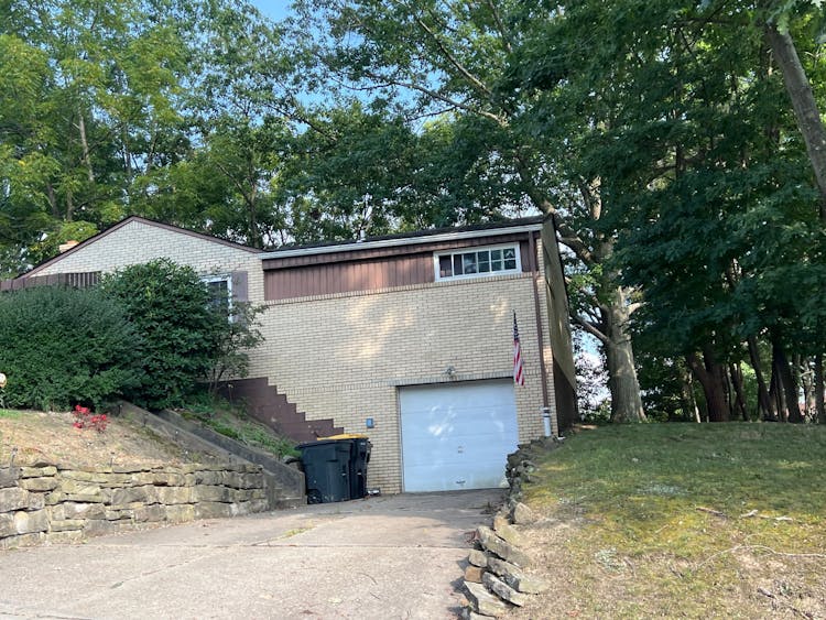 5691 Clark Avenue Bethel Park, PA 15102, Allegheny County