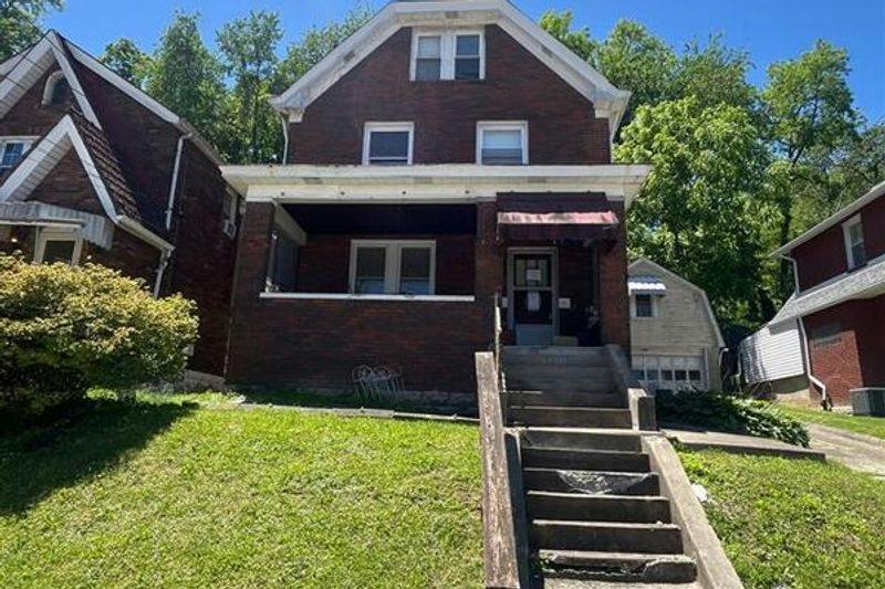 Glendale Ave, Pittsburgh, PA 15227