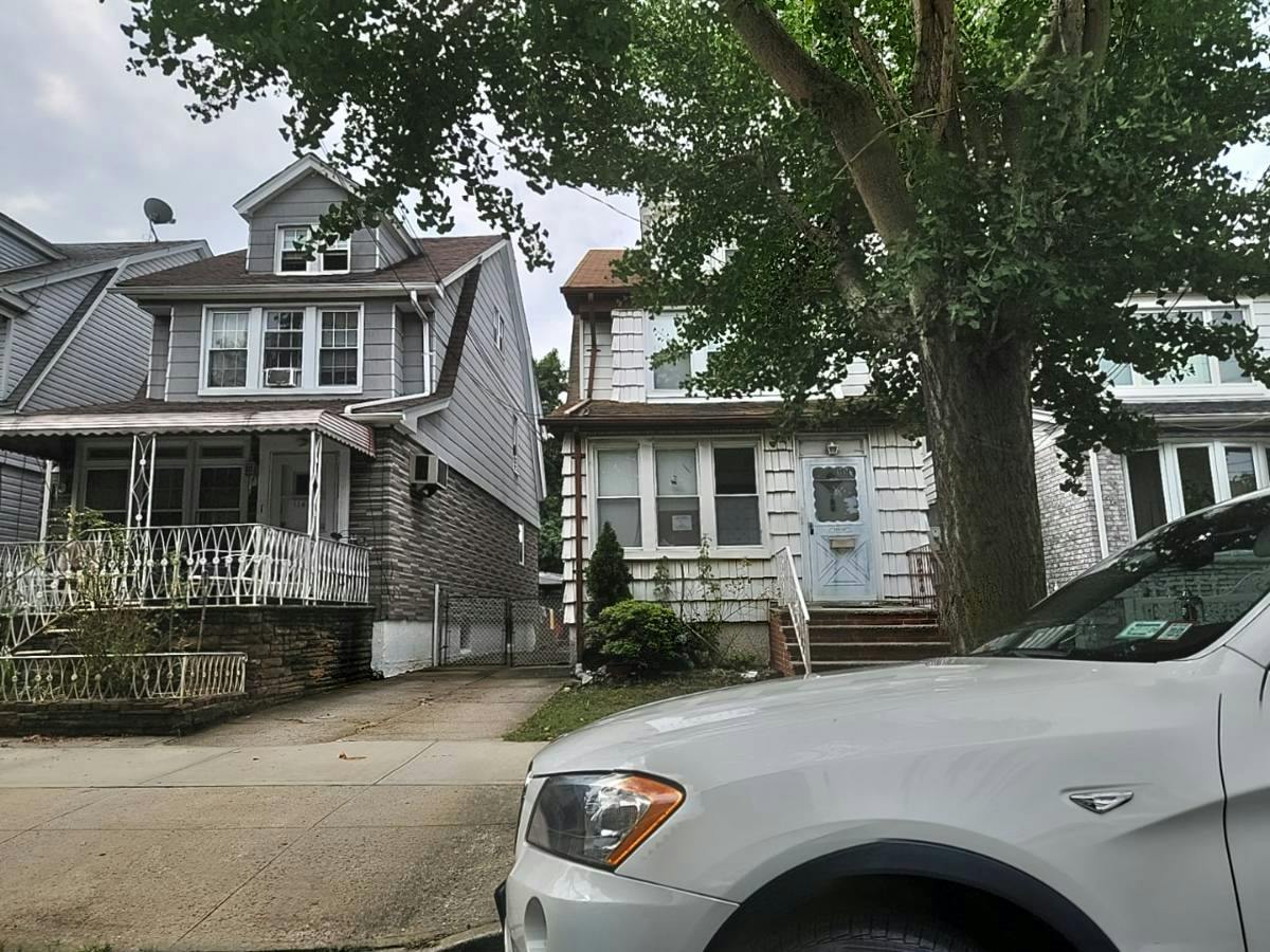 Sutter Ave, South Ozone Park, NY 11420 #1