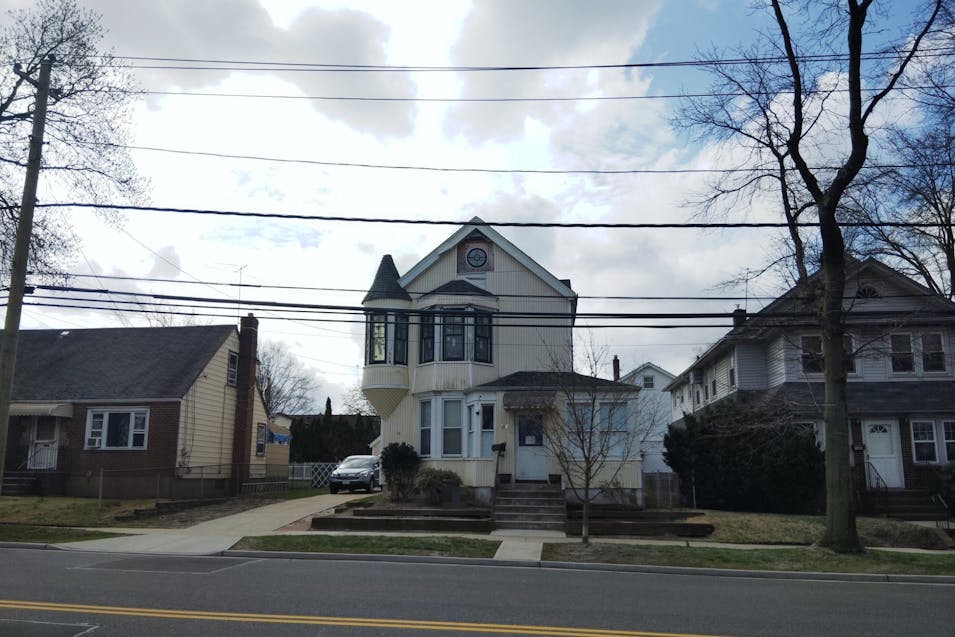 96 Floral Blvd, Floral Park, Ny 11001 Floral Park, NY 11001, Nassau County