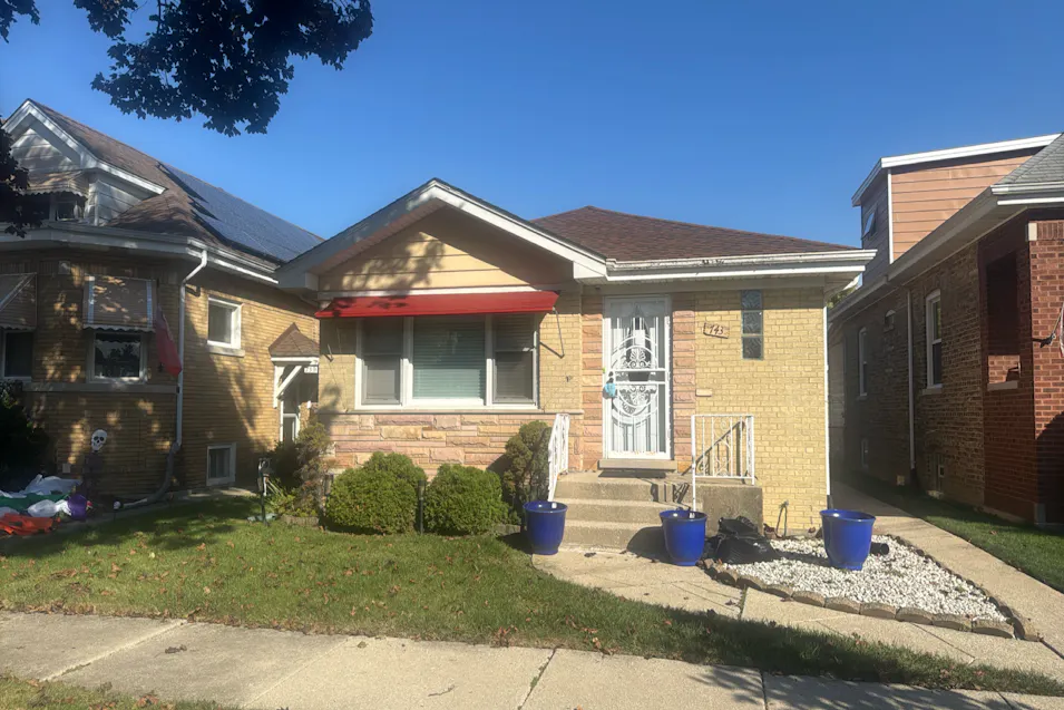 743 Newcastle Avenue Westchester, IL 60154, Cook County